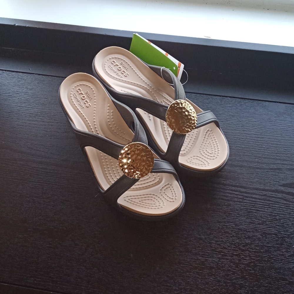 Dual Crocs Comfort